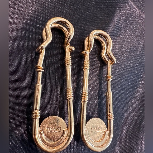 Versace Gold Safety Pin Clip On Gold Medusa Large Pair - Picture 6 of 9